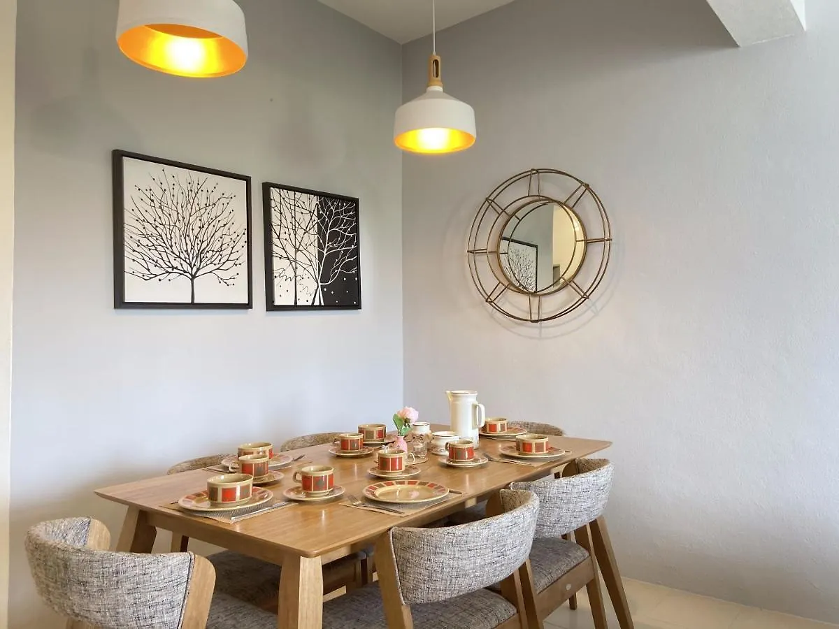 Arcadia Penang By Plush George Town Apartment